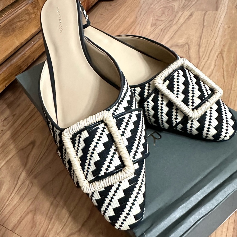 Ann Taylor Woven Straw Buckle Flats 8 - Picture 2 of 3